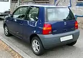前期型、リア