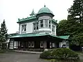 盛美館の全景（北東から）（2011年9月）