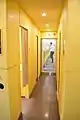 パウダールーム・トイレに面した通路（2019年7月3日撮影）