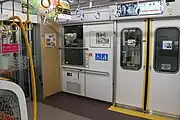 車端部の車椅子スペース