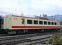 クハ5500形5503床下に汚物処理装置を有する(横瀬車両基地 2009年10月)