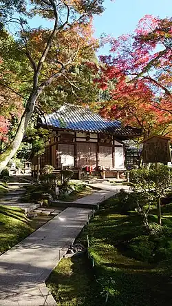 清閑寺本堂(2019年11月撮影)
