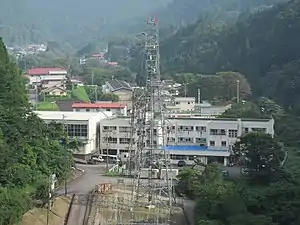 西濃学園中学校校舎