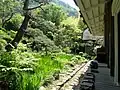 本堂裏手の庭園