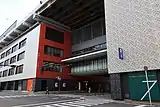6号館、7号館（三休橋筋交差部東望）