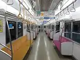 7020系 車内