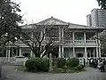 泉布観