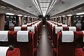 4号車の車内（赤色）