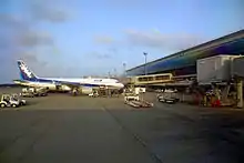 駐機場(エプロン)
