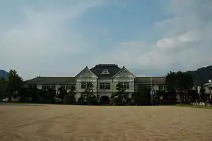 旧遷喬尋常小学校校舎