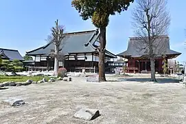 境内