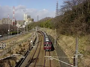 3300系による普通天下茶屋行き（2010年2月 山田駅付近）