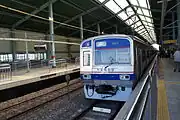山本駅にする2次車(471編成)