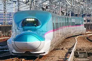 E5系で運行の「なすの」（2022年7月 大宮駅）
