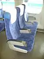 普通車3人掛けWRK307形