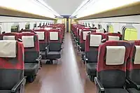 普通車 車内