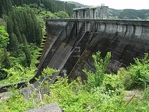 芹川ダム(芹川)