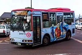 あやめバス車両「いっすんぼうし」号(2017年9月、新発田駅)