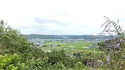 志染町青山から望む当地内の遠景