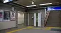 駅構内(2016年4月16日)