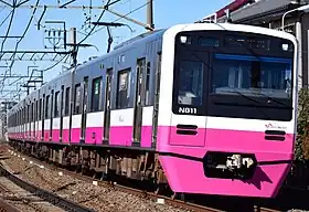 N800形新塗装車