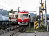 2000系と3500系の交換
