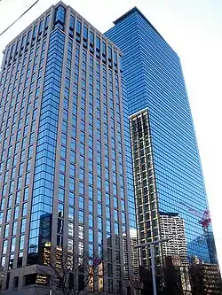 新宿オークシティ（日土地西新宿ビル：2002年、新宿オークタワー：2003年）