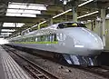 100系2002年からJR西日本で施行された塗装