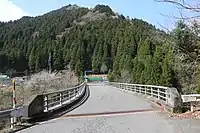根尾東谷川に架かる新松田橋、本巣市根尾松田にて