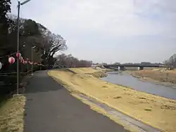 黒川と東雲公園