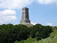 記念碑（遠景）