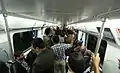 シーラーズ・メトロの電車内の様子
