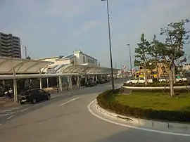 白子駅前(2013年8月)
