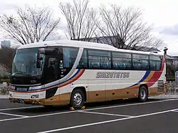 貸切バス車両(日野・セレガ)
