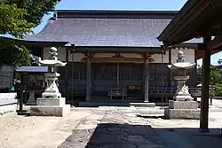 拝殿