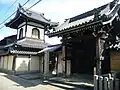 太鼓楼と山門