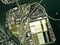 昭和島付近の航空写真(1989年撮影)。1974年に比べ開発も進んでいるのが確認できる。国土交通省 国土地理院 地図・空中写真閲覧サービスの空中写真を基に作成