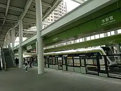 1番線ホーム