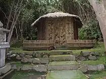 歌舞伎が上演された同島の俊寛堂