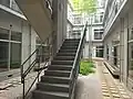 管理棟階段