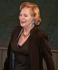 シアン・フィリップスSiân Phillips