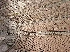 シエナ/Piazza del Campo、のレンガ舗装