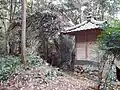 白岩不動