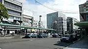 ロータリー改修前の北口駅前広場（2008年9月）
