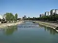 ヴァルダル川