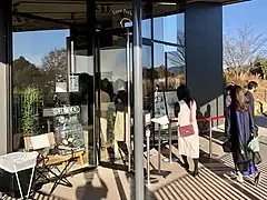 スノーピークEat豊田鞍ヶ池店の入口