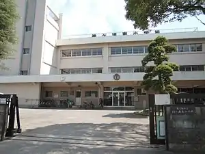 袖ケ浦東小学校（2016年6月撮影）