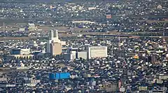 揖斐川に架かる建設当時（2014年11月）の大安大橋とソフトピアジャパン