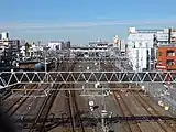 駅舎遠景・駅構内（2011年12月）