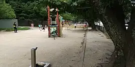 祖原公園の遊具広場